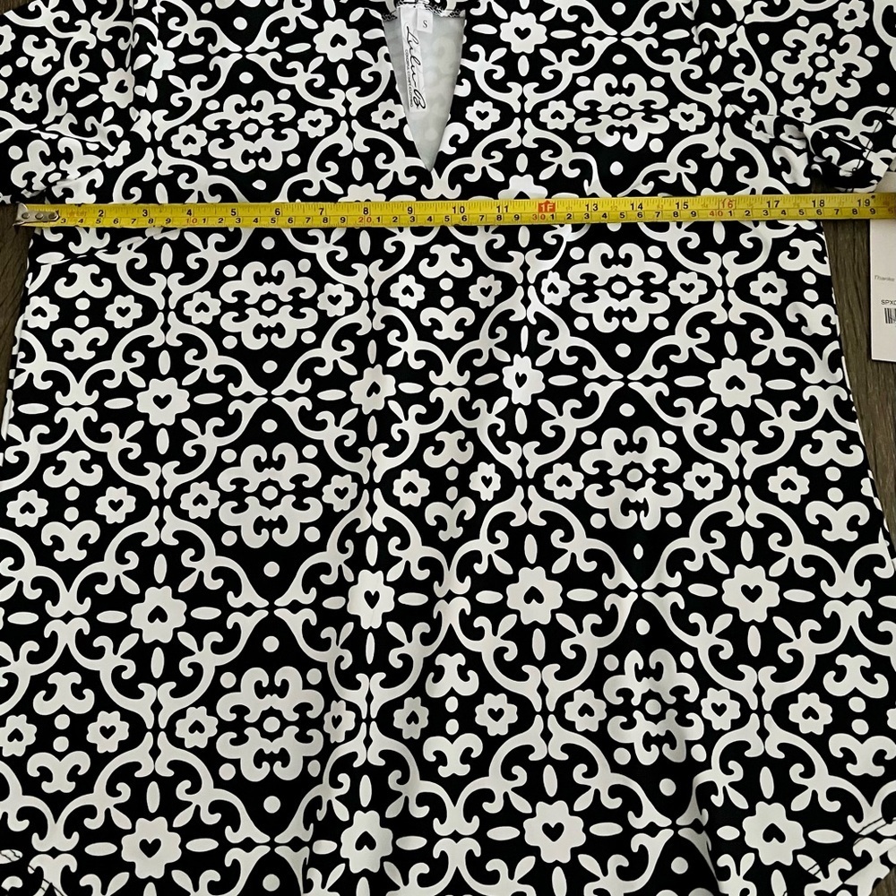 Lulu B Cooling UPF 50+ Short Sleeve Top Black White Print Size Small NWT new - Picture 5 of 10